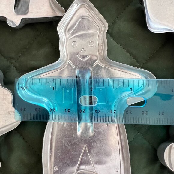 Vintage Aluminum Christmas Cookie Cutters (6) Great Condition Old Time Christmas - Picture 11 of 13